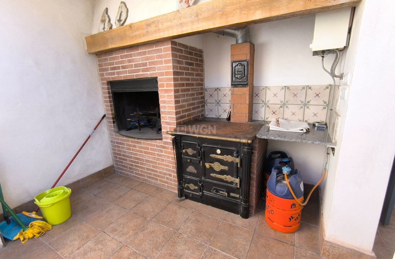 Wiederverkauf - Stadthaus - Raspay - Inland