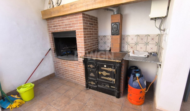 Wiederverkauf - Stadthaus - Raspay - Inland