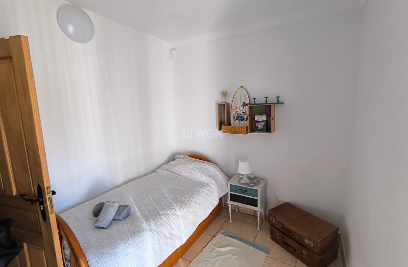 Wiederverkauf - Stadthaus - Raspay - Inland