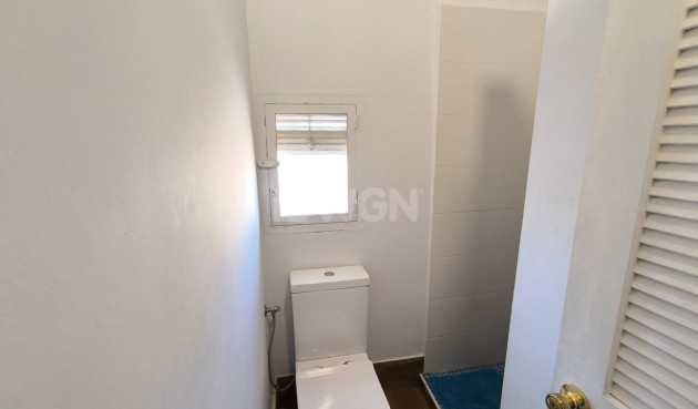 Wiederverkauf - Stadthaus - Raspay - Inland