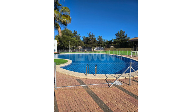 Odsprzedaż - Villa - Fuente Álamo - Inland