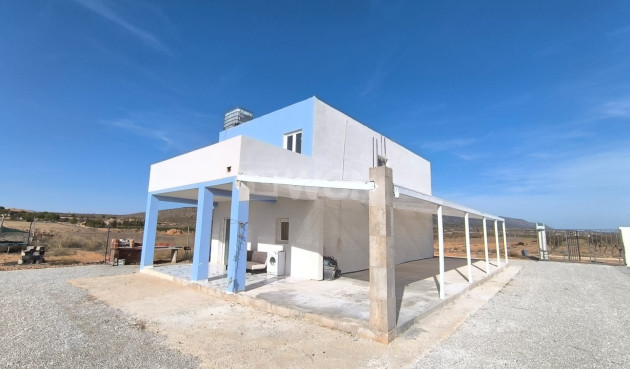 Reventa - Villa - Pinoso - Inland