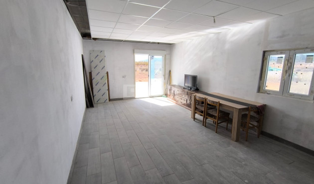 Reventa - Villa - Pinoso - Inland