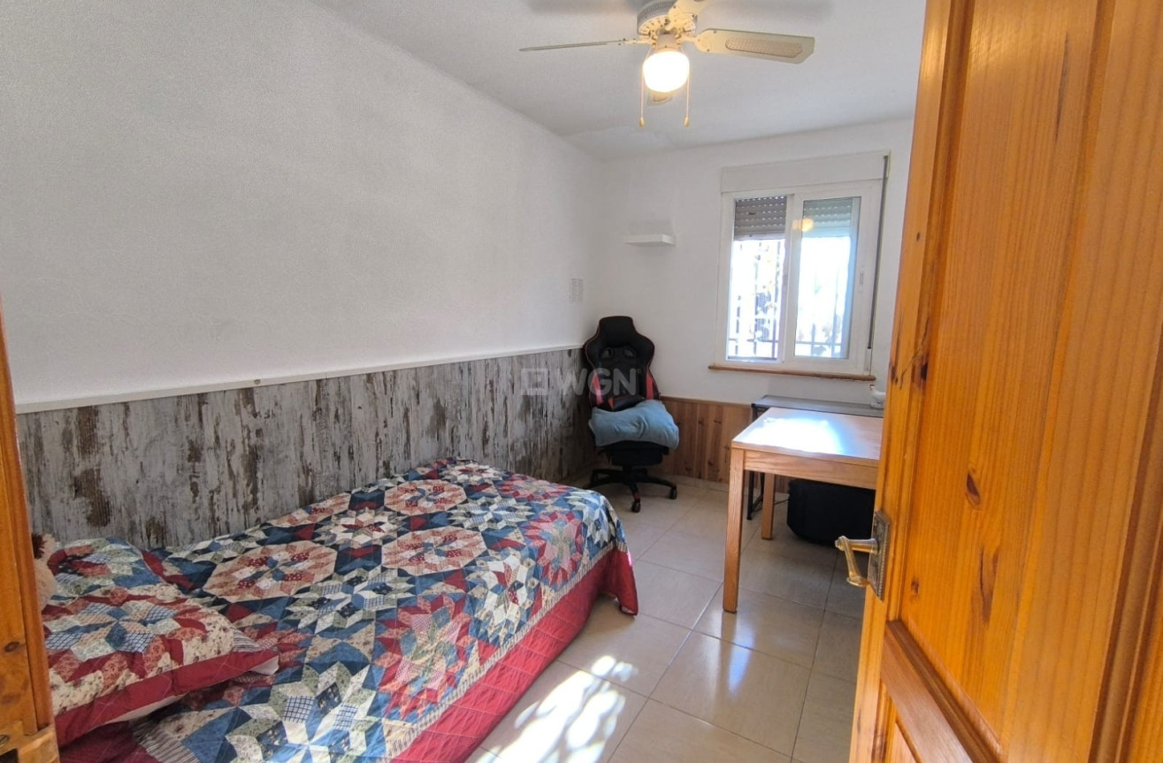 Reventa - Villa - Villena - Inland