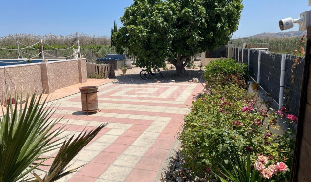 Reventa - Villa - Villena - Inland