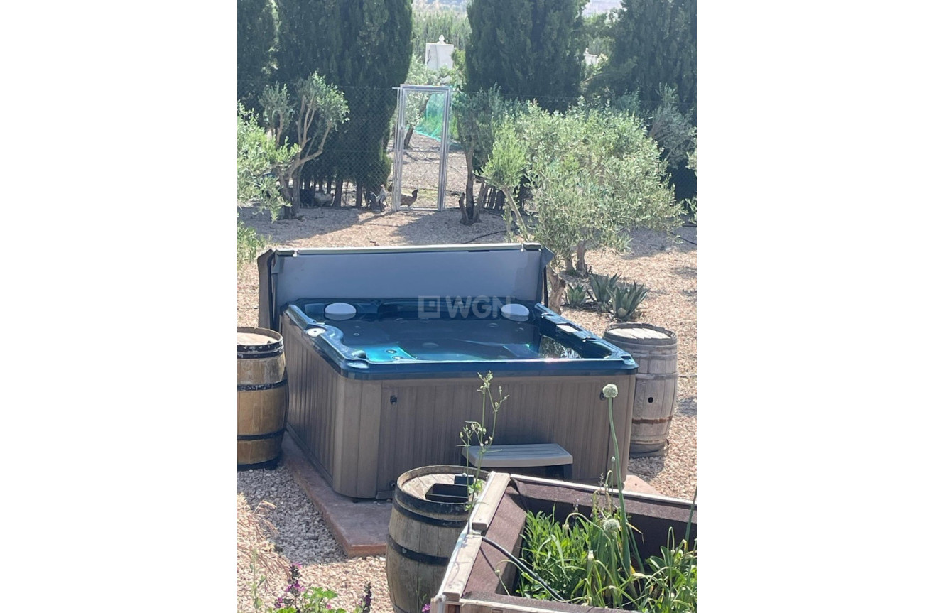 Reventa - Villa - Villena - Inland