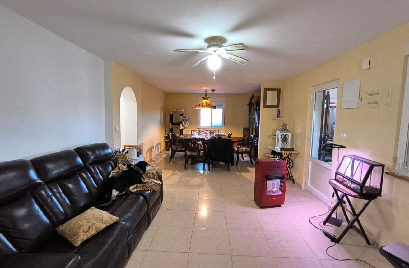 Reventa - Villa - Villena - Inland