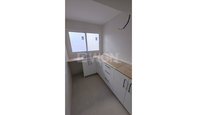 Resale - Townhouse - Pinoso - Inland