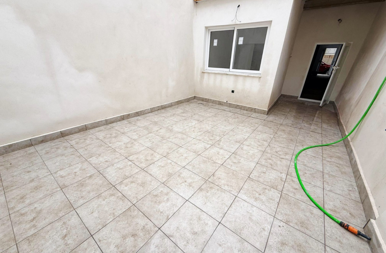 Resale - Townhouse - Pinoso - Inland