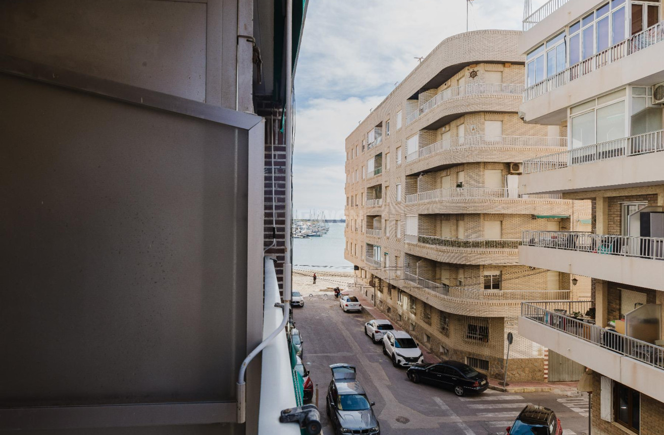 Odsprzedaż - Mieszkanie w bloku - Torrevieja - Costa Blanca