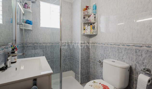 Odsprzedaż - Mieszkanie w bloku - Torrevieja - Costa Blanca