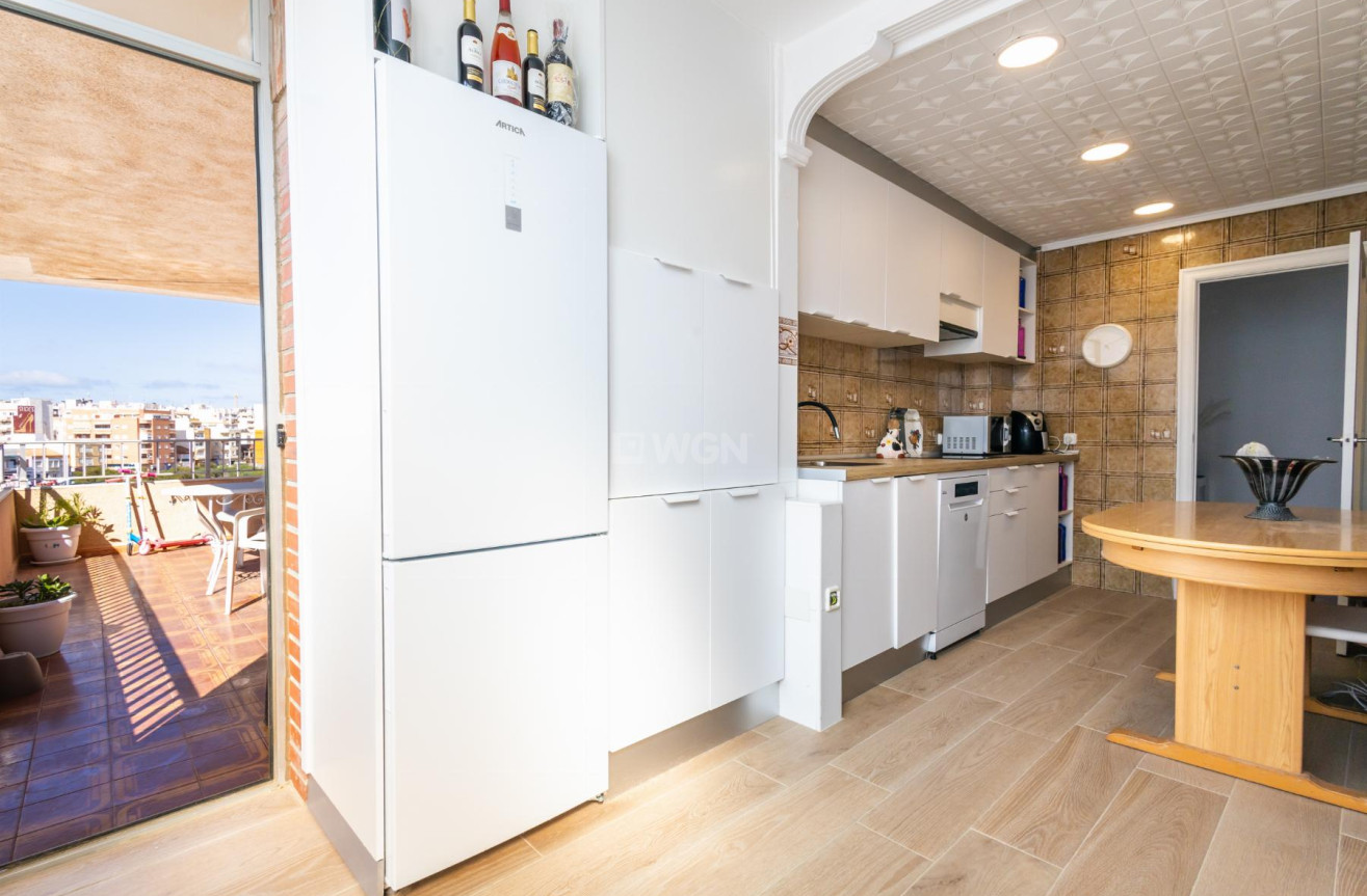 Resale - Apartment / flat - Torrevieja - Costa Blanca