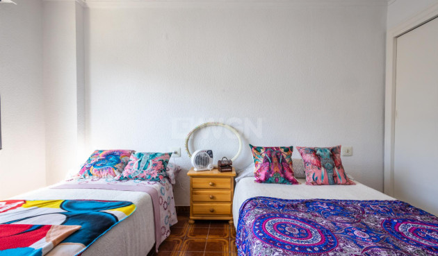 Resale - Apartment / flat - Torrevieja - Costa Blanca