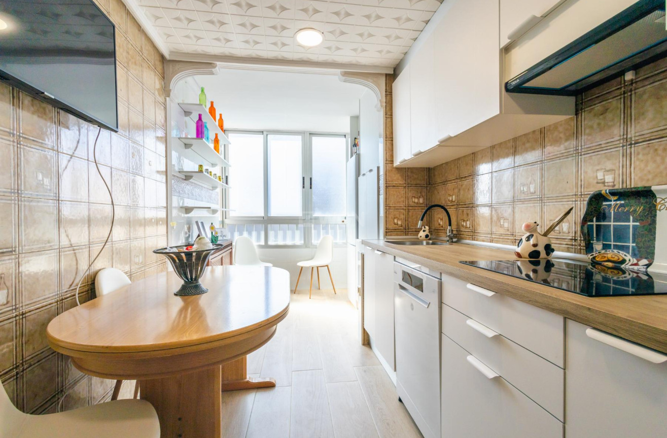 Resale - Apartment / flat - Torrevieja - Costa Blanca