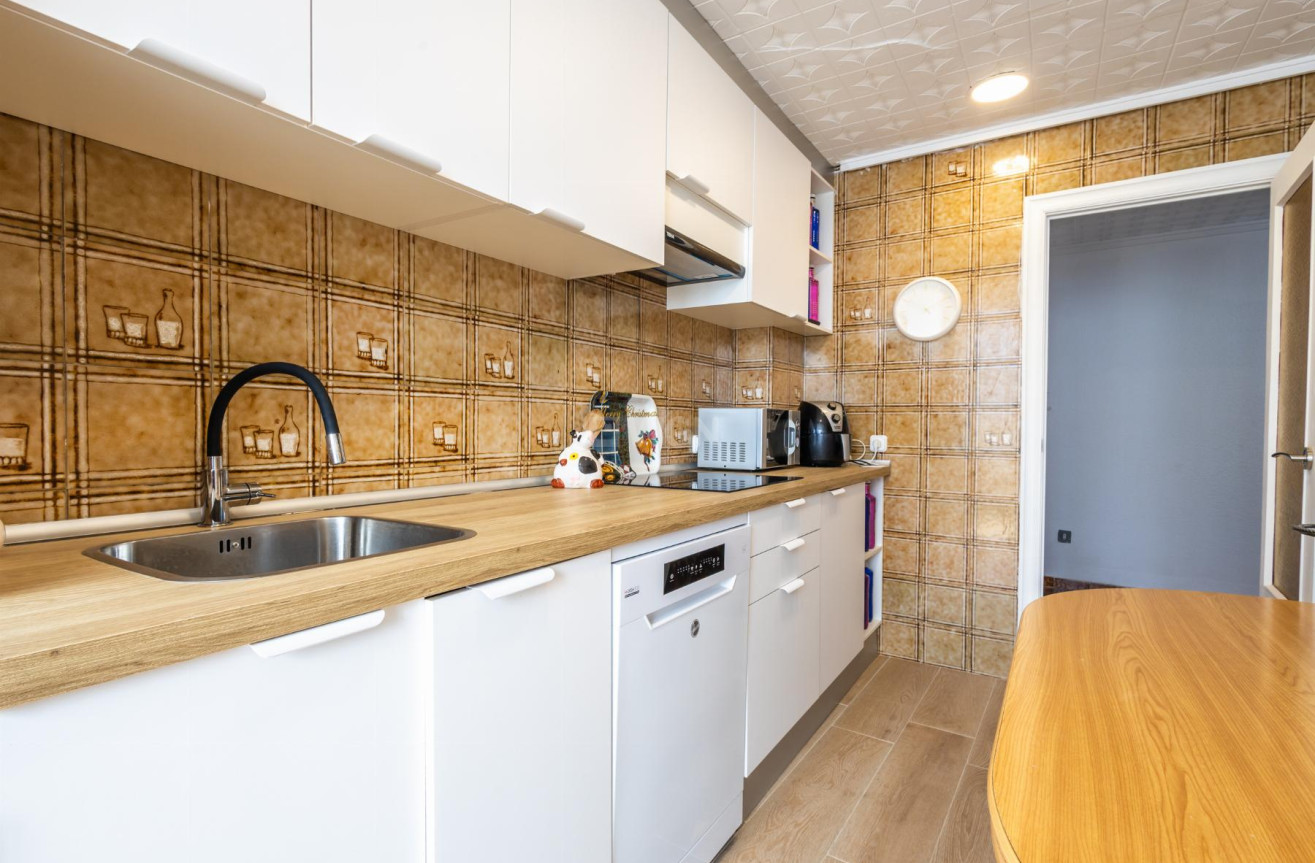 Resale - Apartment / flat - Torrevieja - Costa Blanca