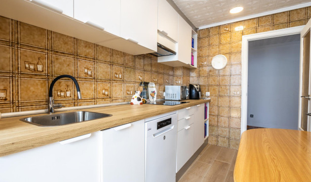 Resale - Apartment / flat - Torrevieja - Costa Blanca