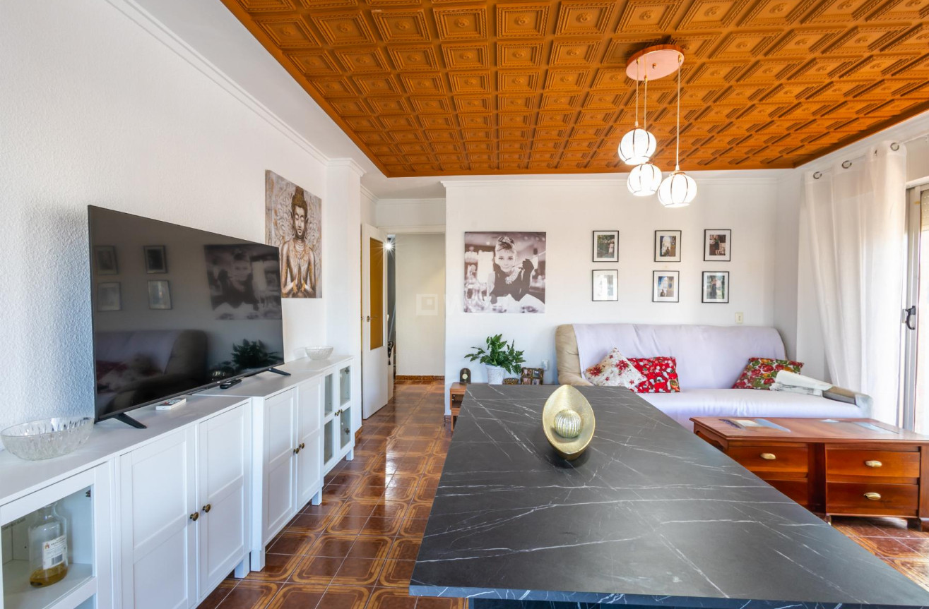 Resale - Apartment / flat - Torrevieja - Costa Blanca