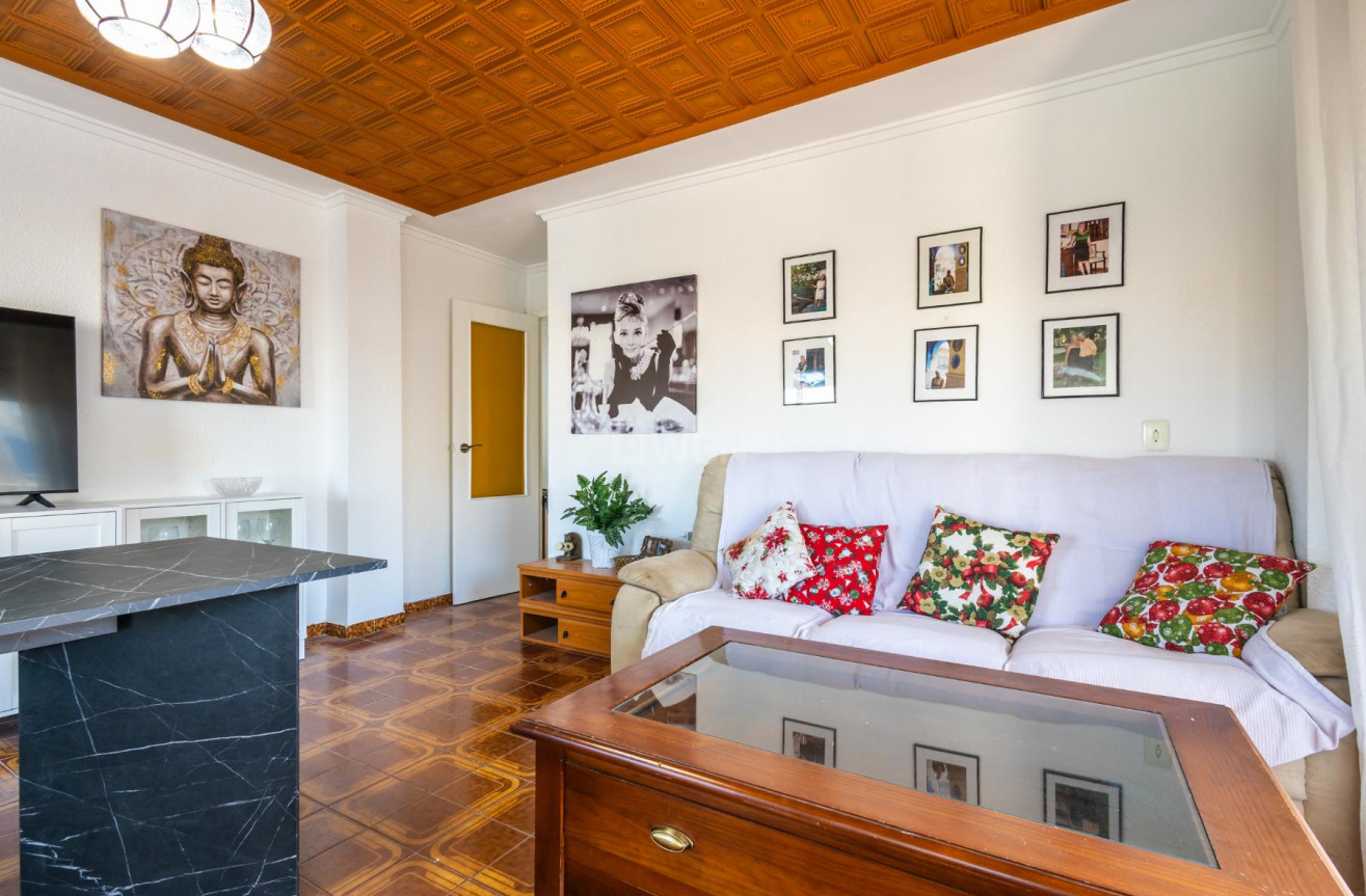 Resale - Apartment / flat - Torrevieja - Costa Blanca