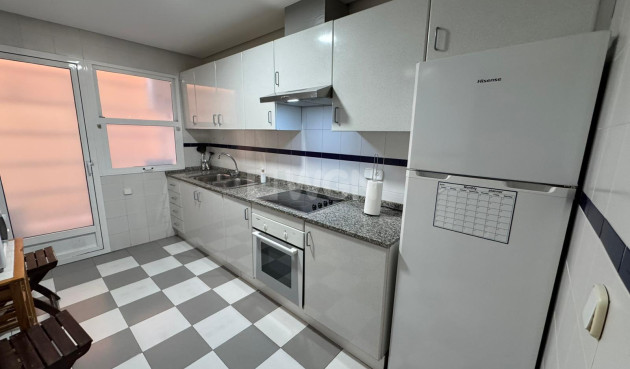 Odsprzedaż - Mieszkanie w bloku - San Miguel de Salinas - Inland