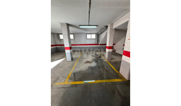 Odsprzedaż - Mieszkanie w bloku - San Miguel de Salinas - Inland