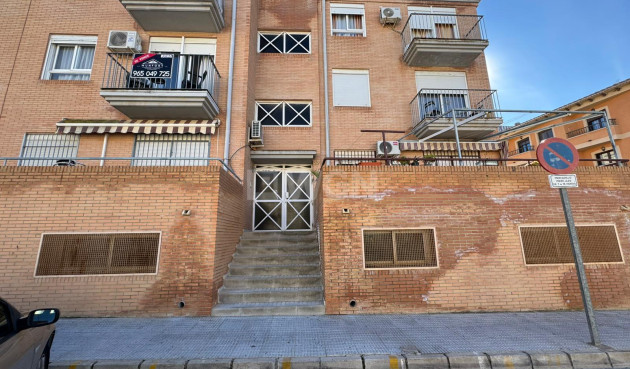 Odsprzedaż - Mieszkanie w bloku - San Miguel de Salinas - Inland