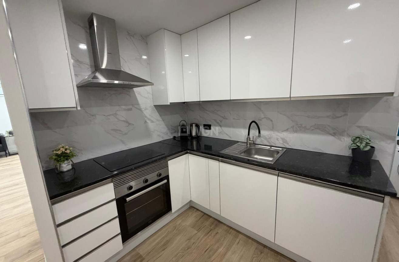 Reventa - Apartamento / piso - Torrevieja - Costa Blanca