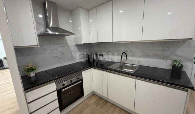 Reventa - Apartamento / piso - Torrevieja - Costa Blanca