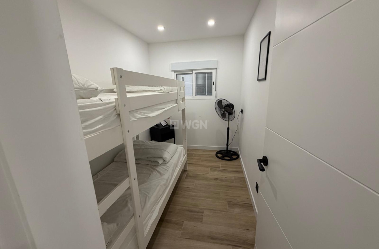 Reventa - Apartamento / piso - Torrevieja - Costa Blanca