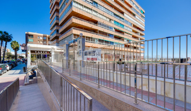 Reventa - Apartamento / piso - Torrevieja - Costa Blanca