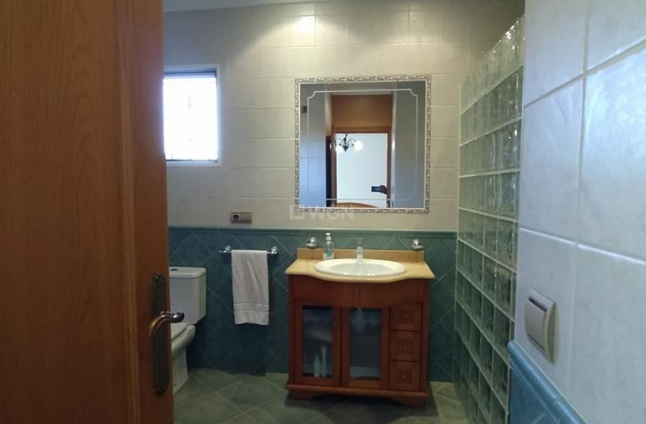 Reventa - Villa - Orihuela - LOS DESEMPARADOS