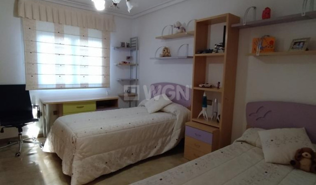 Reventa - Villa - Orihuela - LOS DESEMPARADOS