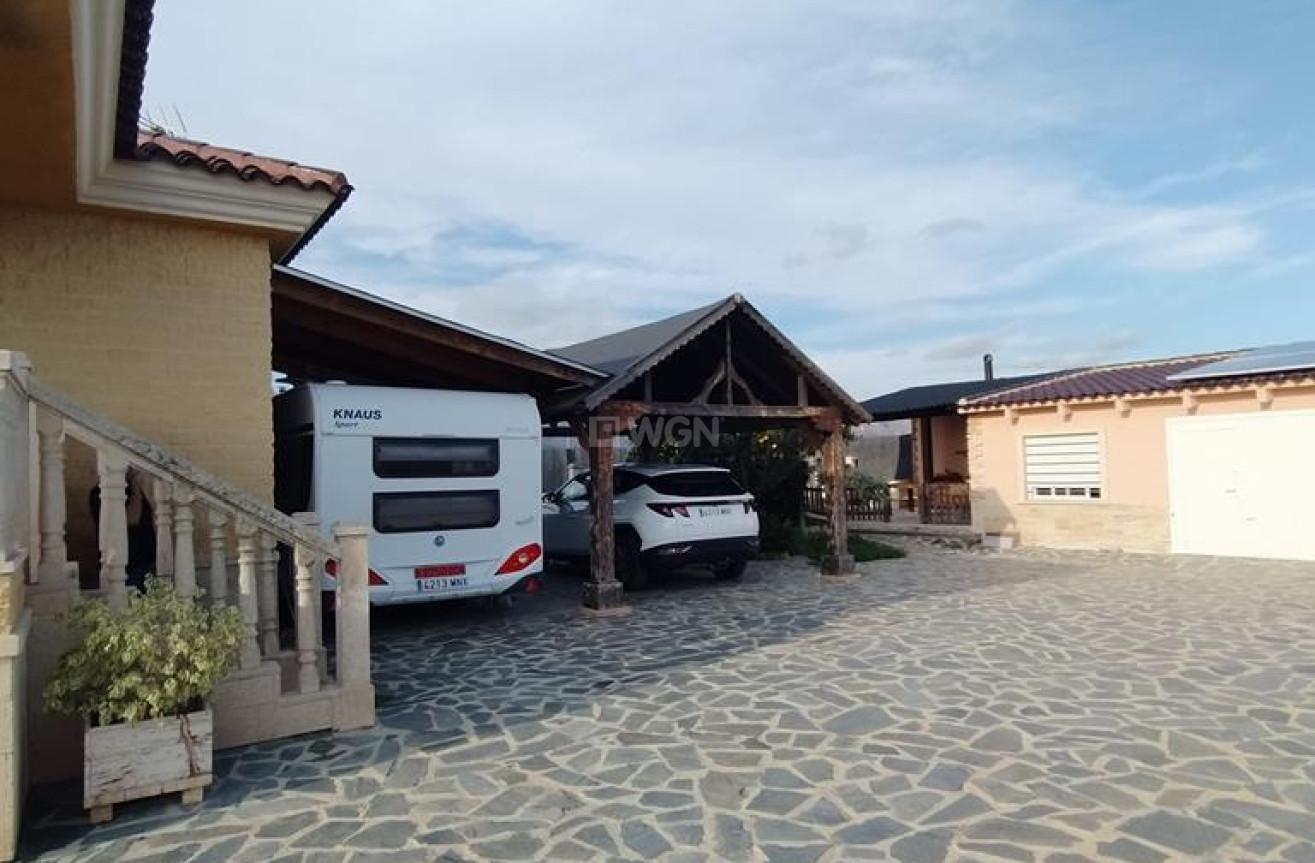 Reventa - Villa - Orihuela - LOS DESEMPARADOS