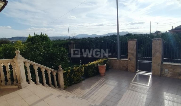 Reventa - Villa - Orihuela - LOS DESEMPARADOS