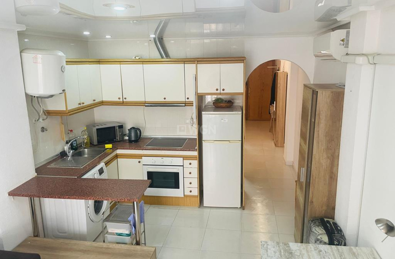 Odsprzedaż - Mieszkanie w bloku - Torrevieja - HABANERAS - LA LOMA
