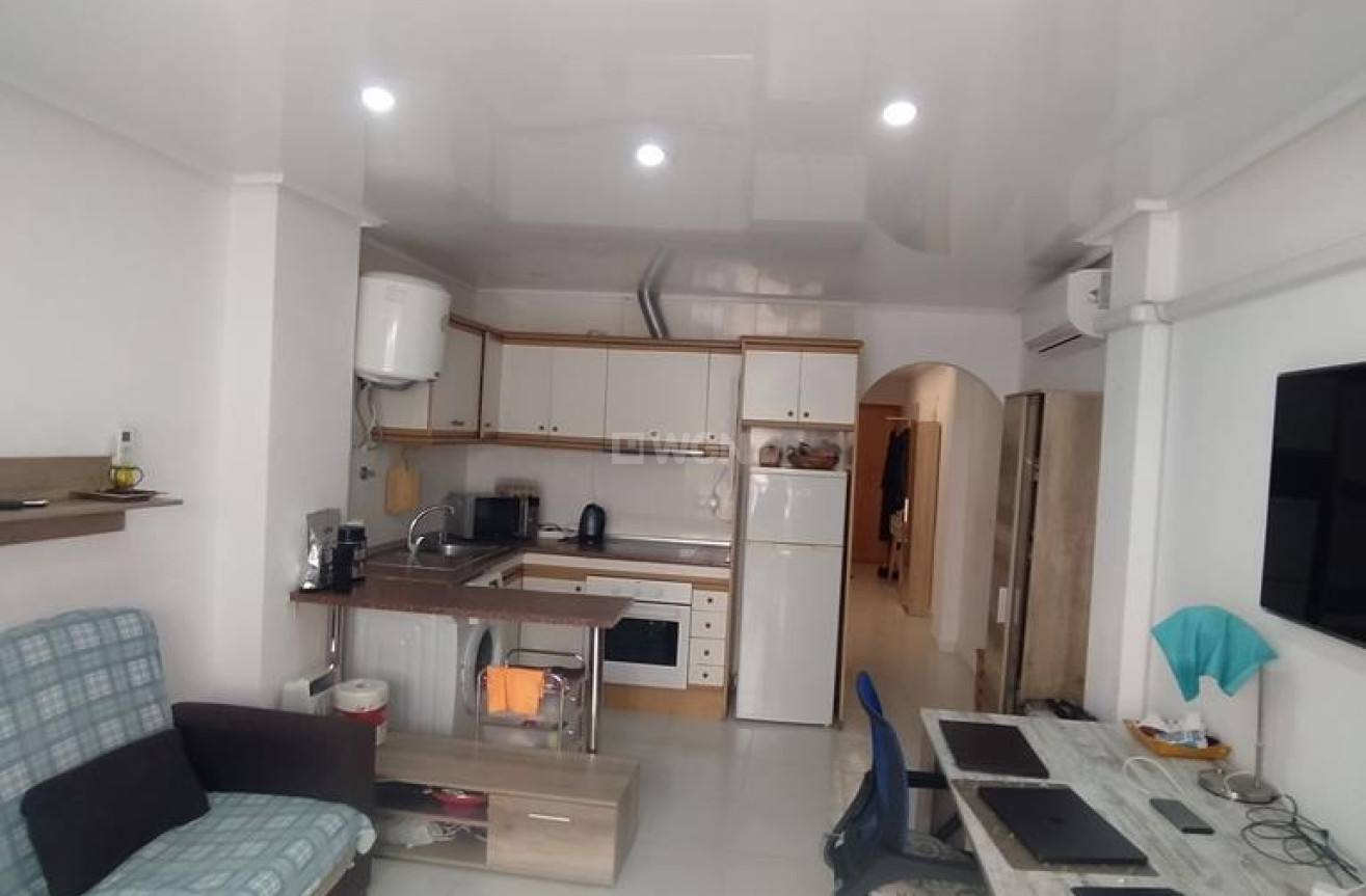 Odsprzedaż - Mieszkanie w bloku - Torrevieja - HABANERAS - LA LOMA