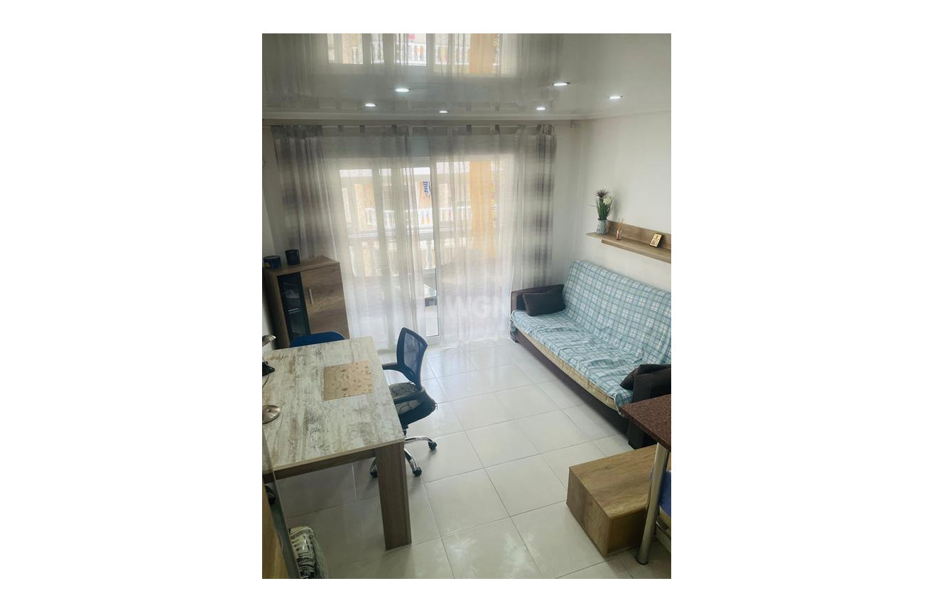 Odsprzedaż - Mieszkanie w bloku - Torrevieja - HABANERAS - LA LOMA