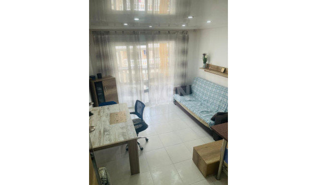 Odsprzedaż - Mieszkanie w bloku - Torrevieja - HABANERAS - LA LOMA