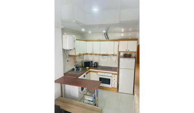 Odsprzedaż - Mieszkanie w bloku - Torrevieja - HABANERAS - LA LOMA
