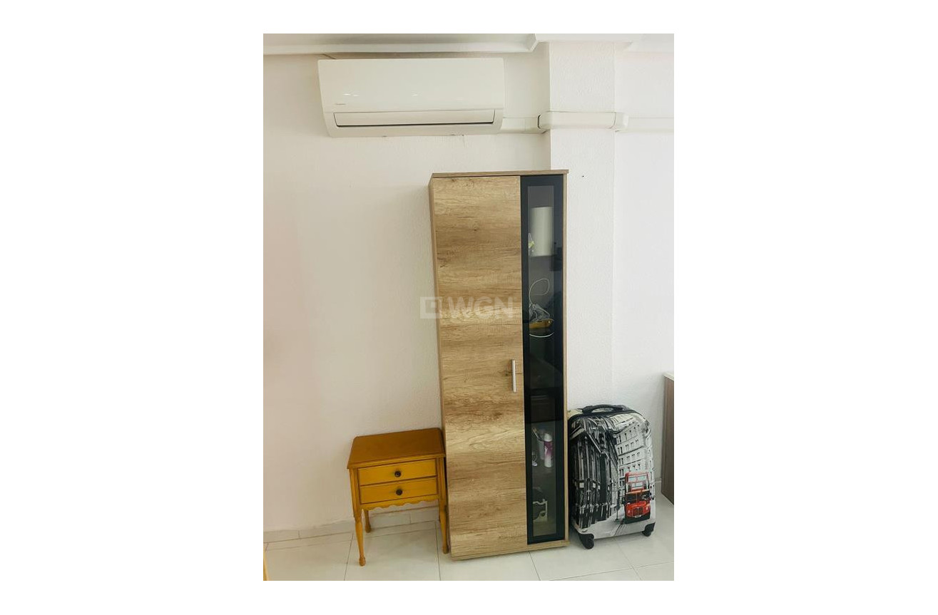 Odsprzedaż - Mieszkanie w bloku - Torrevieja - HABANERAS - LA LOMA