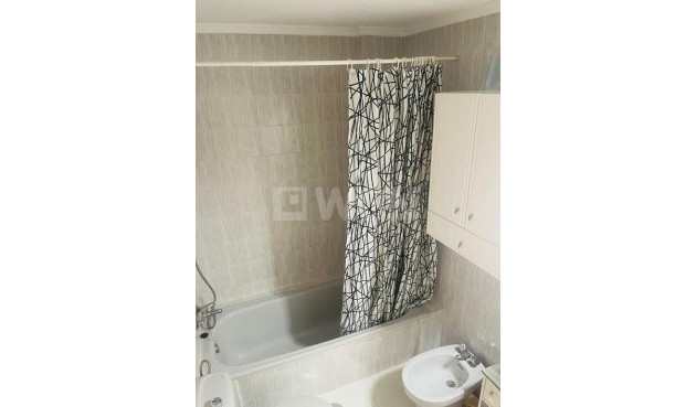 Odsprzedaż - Mieszkanie w bloku - Torrevieja - HABANERAS - LA LOMA