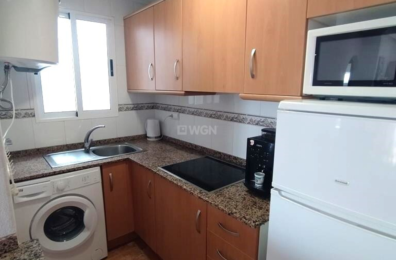Wiederverkauf - Wohnung - Torrevieja - CASCO URBANO
