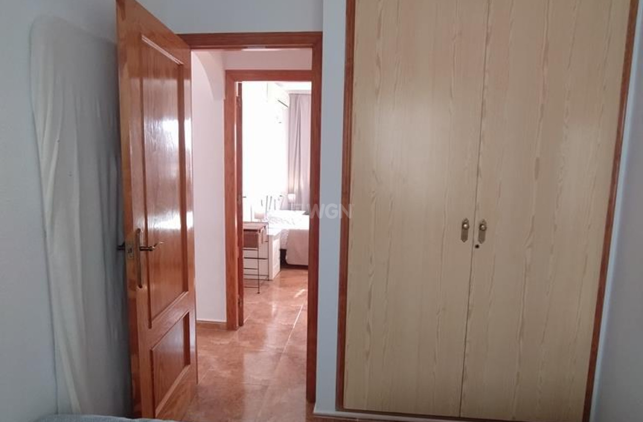 Wiederverkauf - Wohnung - Torrevieja - CASCO URBANO