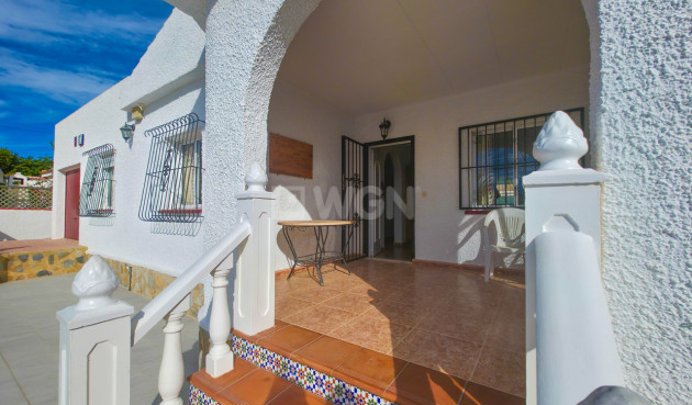 Resale - Villa - Torrevieja - Costa Blanca