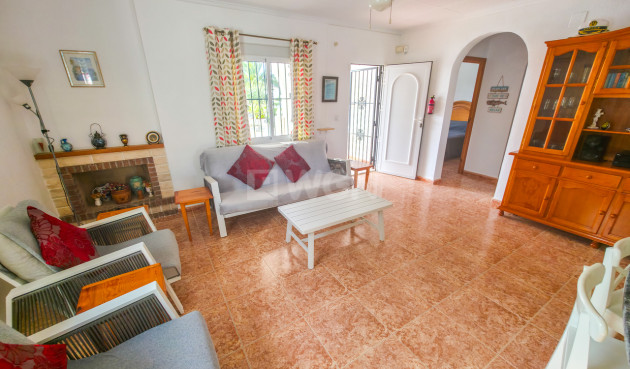 Resale - Villa - Torrevieja - Costa Blanca