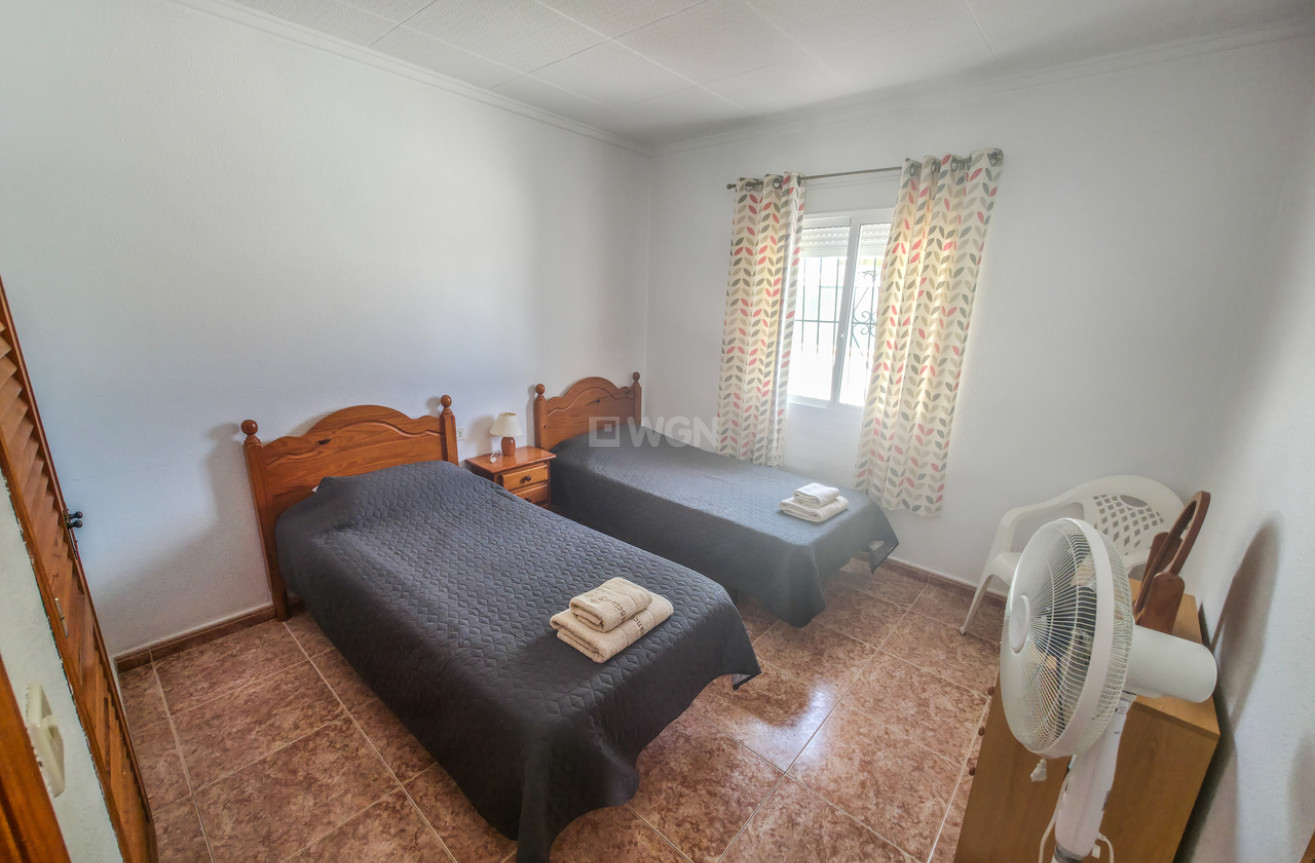 Resale - Villa - Torrevieja - Costa Blanca