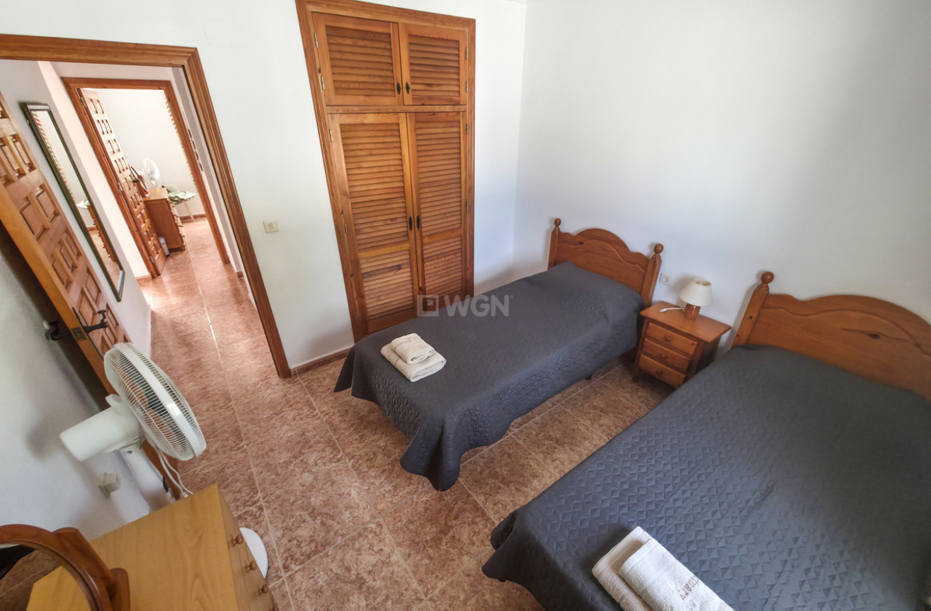 Resale - Villa - Torrevieja - Costa Blanca