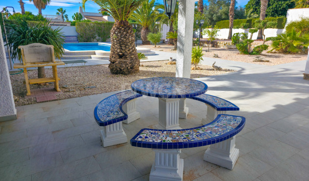 Resale - Villa - Torrevieja - Costa Blanca