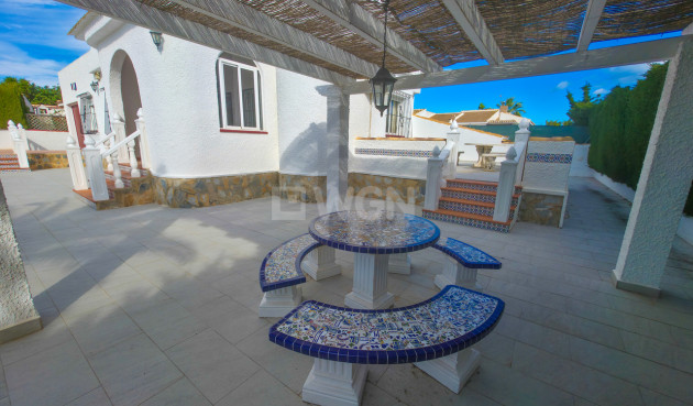 Resale - Villa - Torrevieja - Costa Blanca