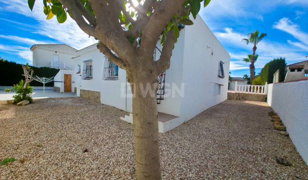 Resale - Villa - Torrevieja - Costa Blanca