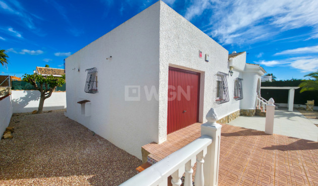 Resale - Villa - Torrevieja - Costa Blanca